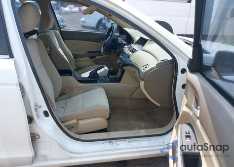 2009 Honda Accord 2.4 Lx-P from USA, damaged, VIN 1HGCP26489A027373